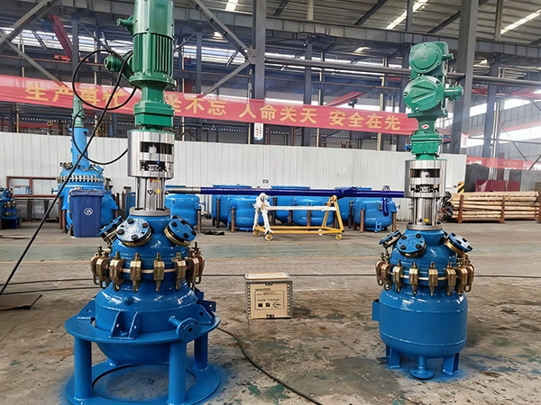 Reaktor Berlapis Kaca Jenis Terbuka