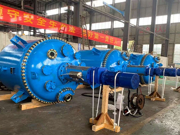 Reaktor Berlapis Kaca Jenis Terbuka