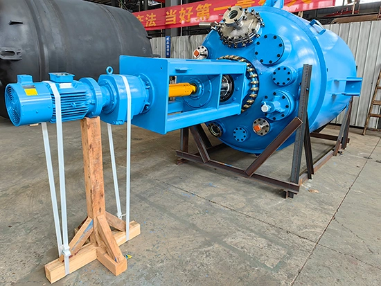 Reaktor Berlapis Kaca, Jenis Tertutup