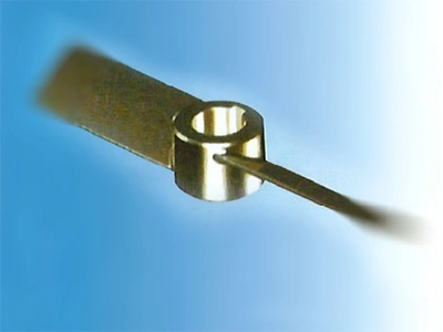 Pengaduk Bejana (Aloi)