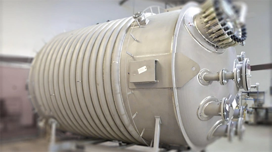 Reaktor Berjaket Separuh Paip (Titanium)