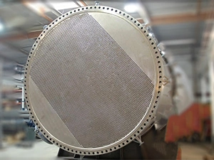 Penukar Haba Shell dan Tiub (Titanium)