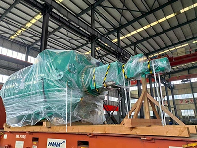 Peralatan Berlapis Kaca Dihantar Kepada Pelanggan Kami